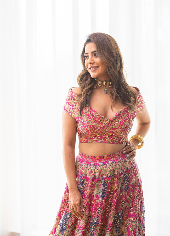 Actress_20Nisha_20Agarwal_20Birthday_20Special_20Photos_20HD_14.jpg 14