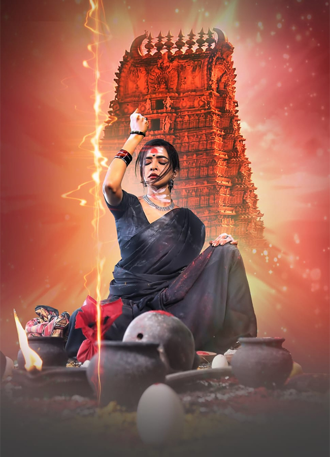 Manchu_20Lakshmi_20Aadiparavam_20Movie_20Stills_1.jpg 2