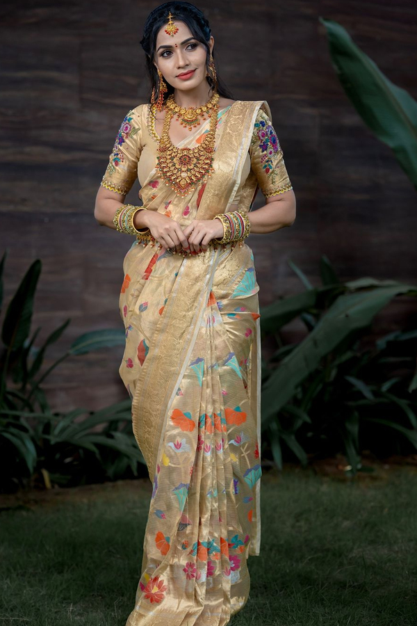 Shobha-Shetty-2_0.jpg 3