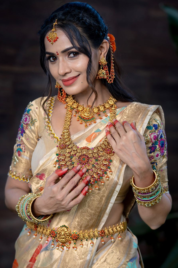 Shobha-Shetty-7_0.jpg 8