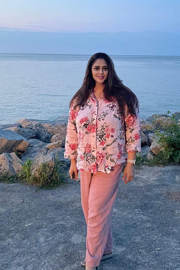 Interesting_20Facts_20About_20Actress_20Nagma_20Photos_20_287_29.jpg 6