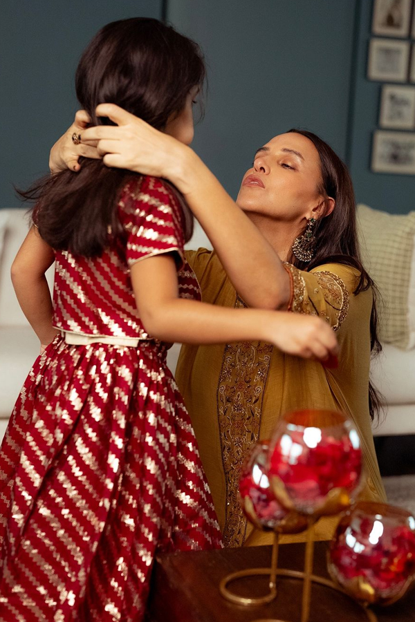 Neha-Dhupia-2.jpg 3