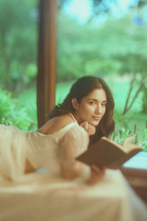 Ruhani-Sharma-4.jpg 5