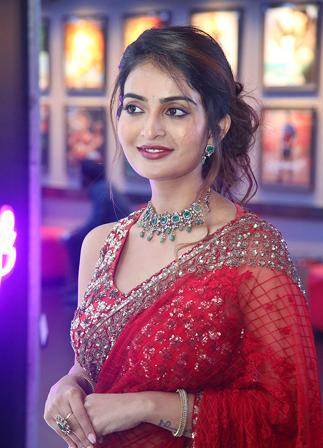 actress_20ananya_20nagalla_20latest_20hot_20photos__20_283_29_0.jpg 3