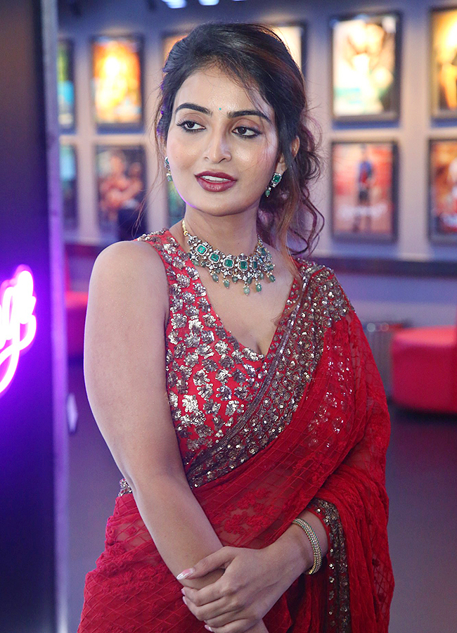 actress_20ananya_20nagalla_20latest_20hot_20photos__20_286_29_0.jpg 6