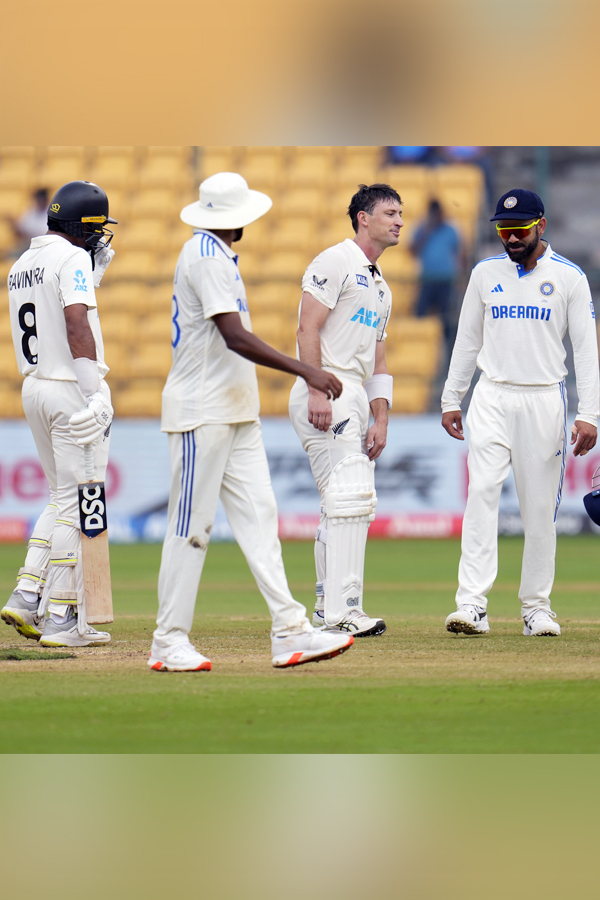 IND_20vs_20NZ_20TEST04.jpg 9