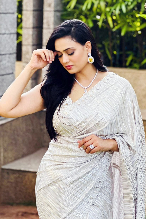 Swetha_20Tiwary_2011.jpg 11