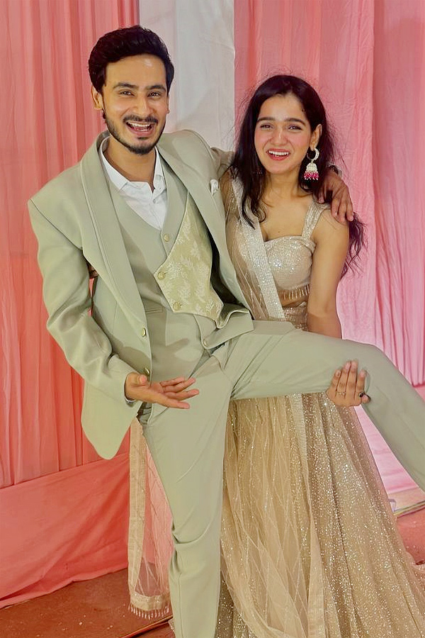Trending_20On_20Social_20Media_20ABout_20Riya_20From_20Mathu_20Vadalara_202_20Movie_20Photos_20_20_284_29.jpg 5