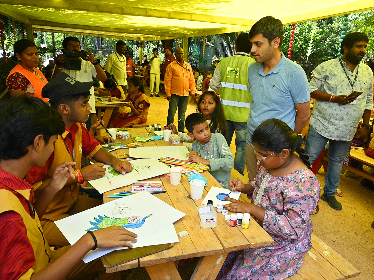 Free_20Entry_20For_20Praja_20Sambaralu_20in_20KBR_20Park__20_2821_29.jpg 21