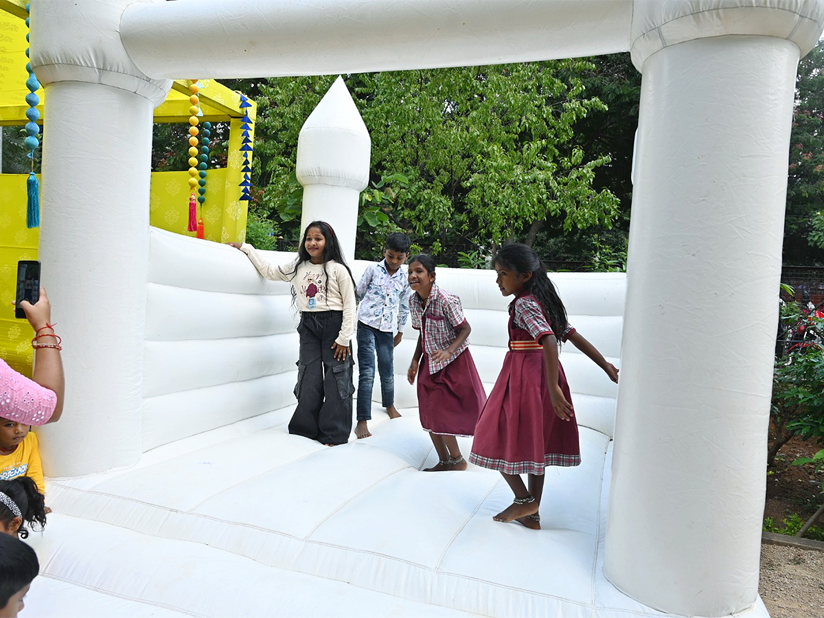 Free_20Entry_20For_20Praja_20Sambaralu_20in_20KBR_20Park__20_288_29.jpg 8