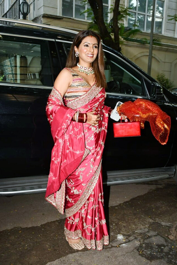 Karwa_20chauth_20Party1.jpg 2