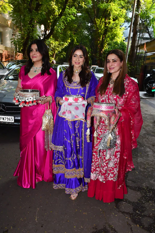 Karwa_20chauth_20Party6.jpg 7
