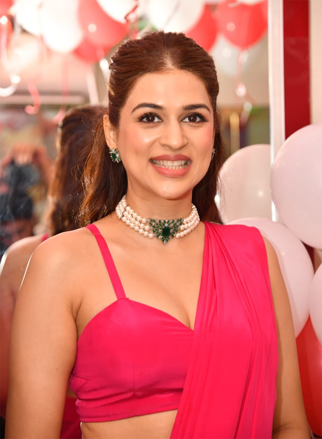 Shraddha_20Das_20Hot_20Photos__20_2812_29.jpg 12