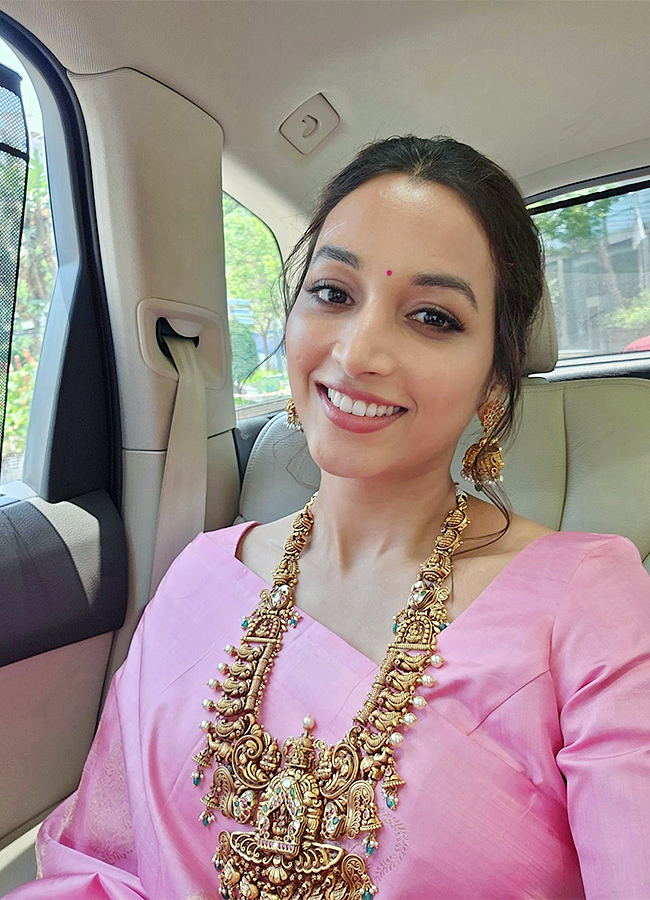 actress_20Srinidhi_20Shetty_20birthday_20special_20pics__20_288_29.jpg 8