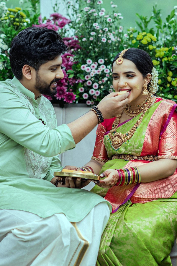 malavika_20krishnadass_209.jpg 10