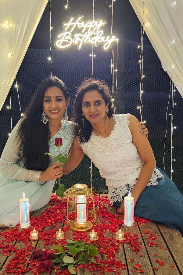 Actress_20Laya_20Birthday_20Celebrations_20in_20Beach_20Pics_20Goes_20Viral_20in_20Social_20media_20_288_29.jpg 9