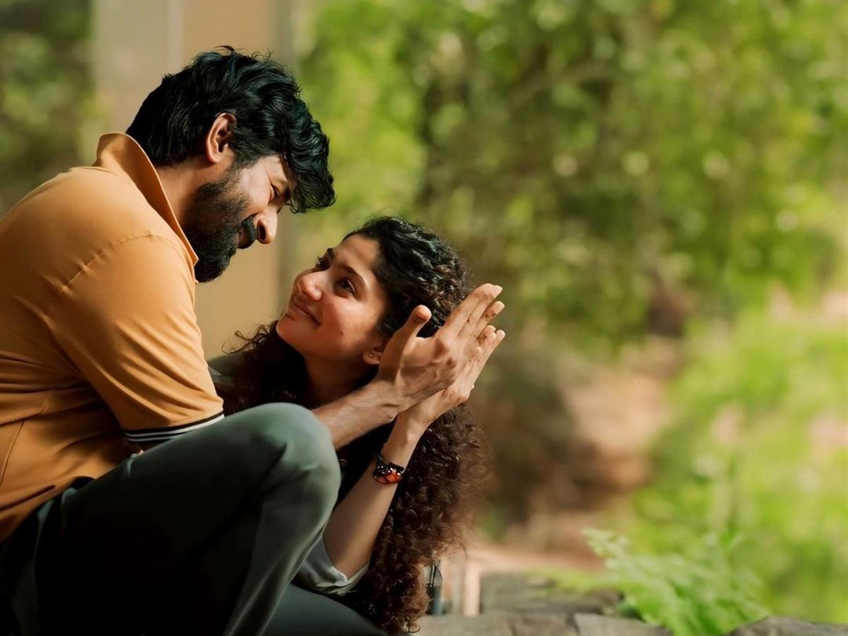 Amaran_20Movie_20HD_20Images__20_288_29.jpg 8