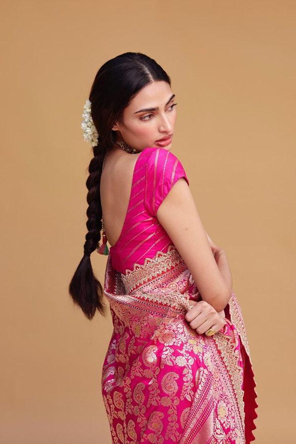 Athiya_20shetty1.jpg 3