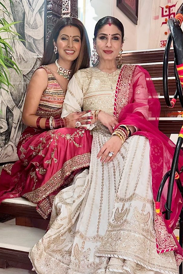 RaveenaTandon1.jpg 14
