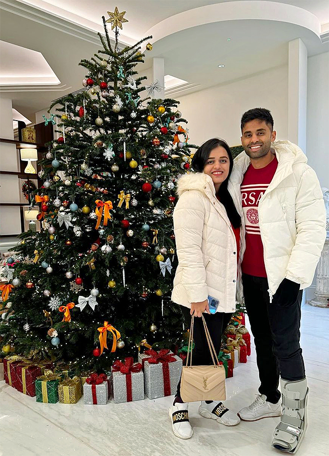 Suryakumar_20Yadav_20wife_20Devisha_20Shetty_20celebrated_20Karva_20Chauth_20festival__20_2810_29_0.jpg 10