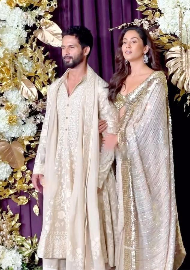 Diwali_202024_20kicks_20off_20with_20Manish_20Malhotra_20annual_20party_20Photos_14.jpg 14