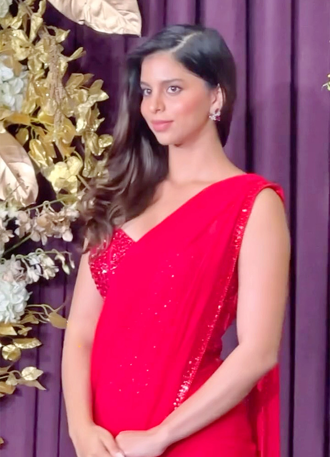 Diwali_202024_20kicks_20off_20with_20Manish_20Malhotra_20annual_20party_20Photos_22.jpg 22