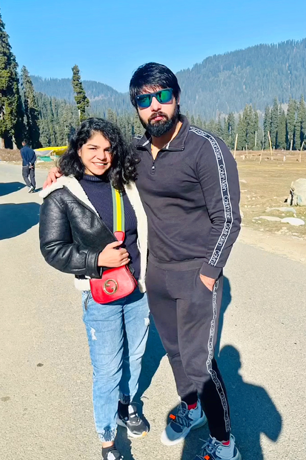Intresting_20Facts_20About_20Wrestler_20Sakshi_20Malik_20Husband_2C_20satyawark_20kadian_20Photos_20_2817_29.jpg 18