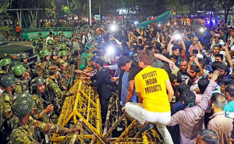 protest_2.jpg