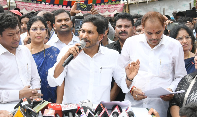 YSJagan_Gurla.jpg