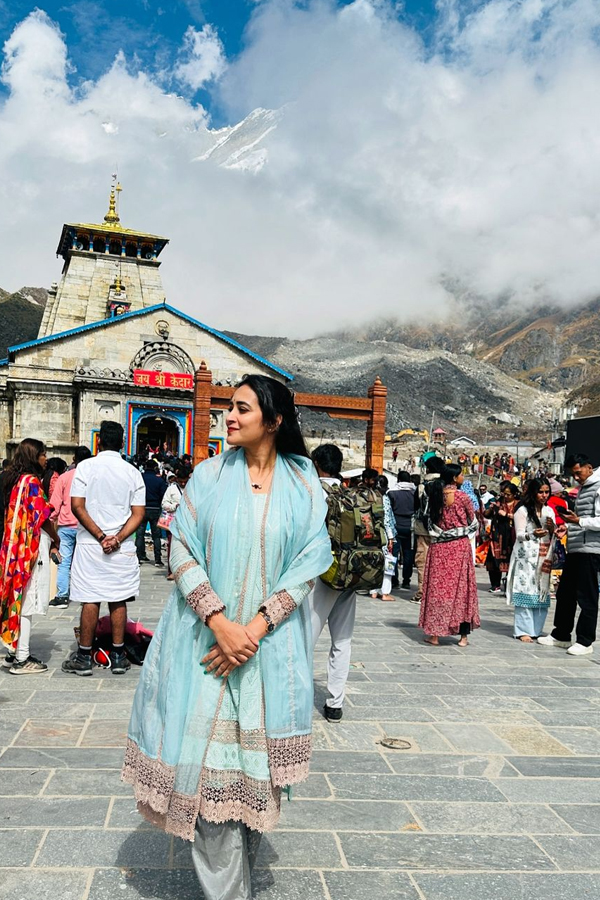Bhanu_20Sree14.jpg 15