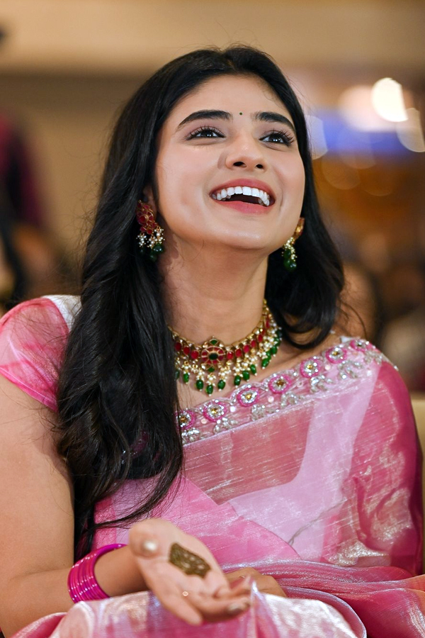 Pragya_20Nagra_20photos4.jpg 5