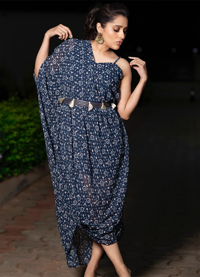 Actress_20Rashmi_20Gautam_20HD_20Photos_16.jpg 14