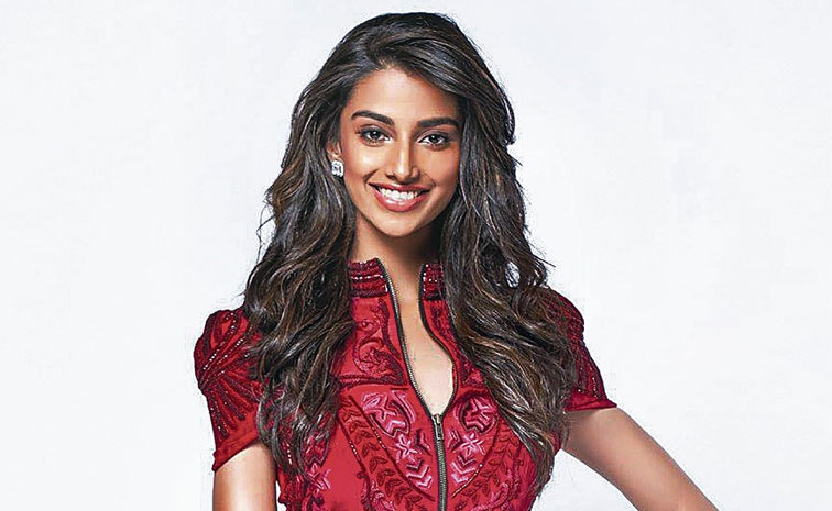 meenakshi-chowdary.jpg