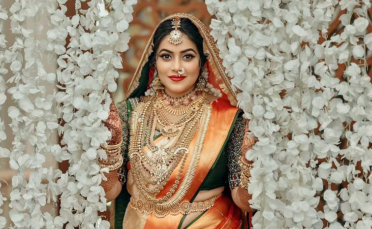 Actress_20Poorna_20Wedding_20Anniversary_20Pics_20Goes_20Viral_20in_20Social_20Media_20_286_29.jpg 6