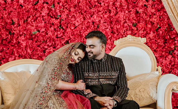 Actress_20Poorna_20Wedding_20Anniversary_20Pics_20Goes_20Viral_20in_20Social_20Media_20_287_29.jpg 7