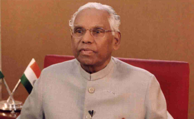 naryanan.jpg