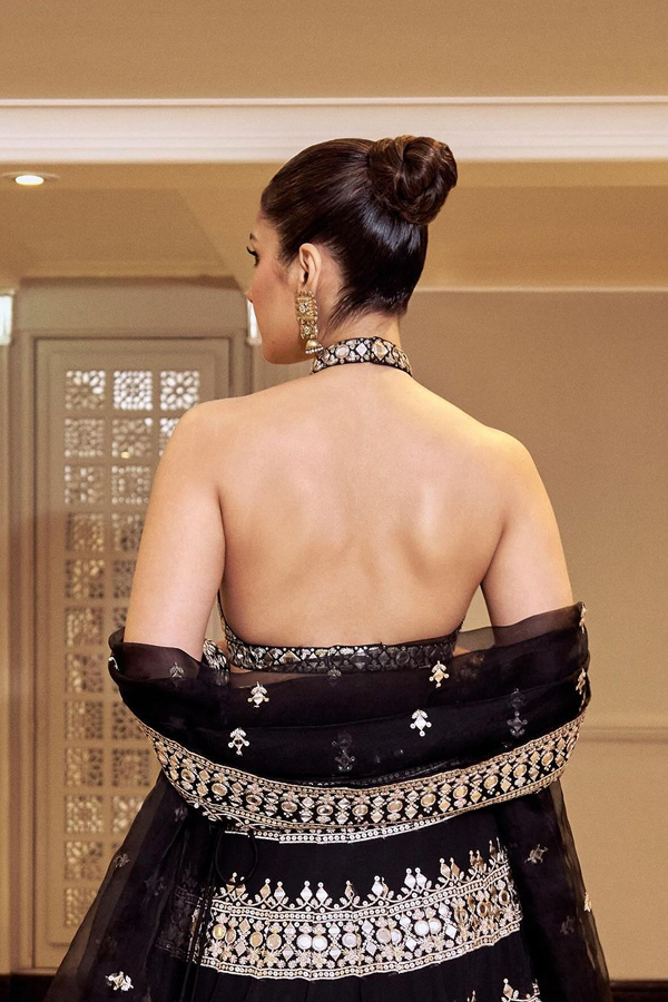 Raashii-Khanna-8_0.jpg 9