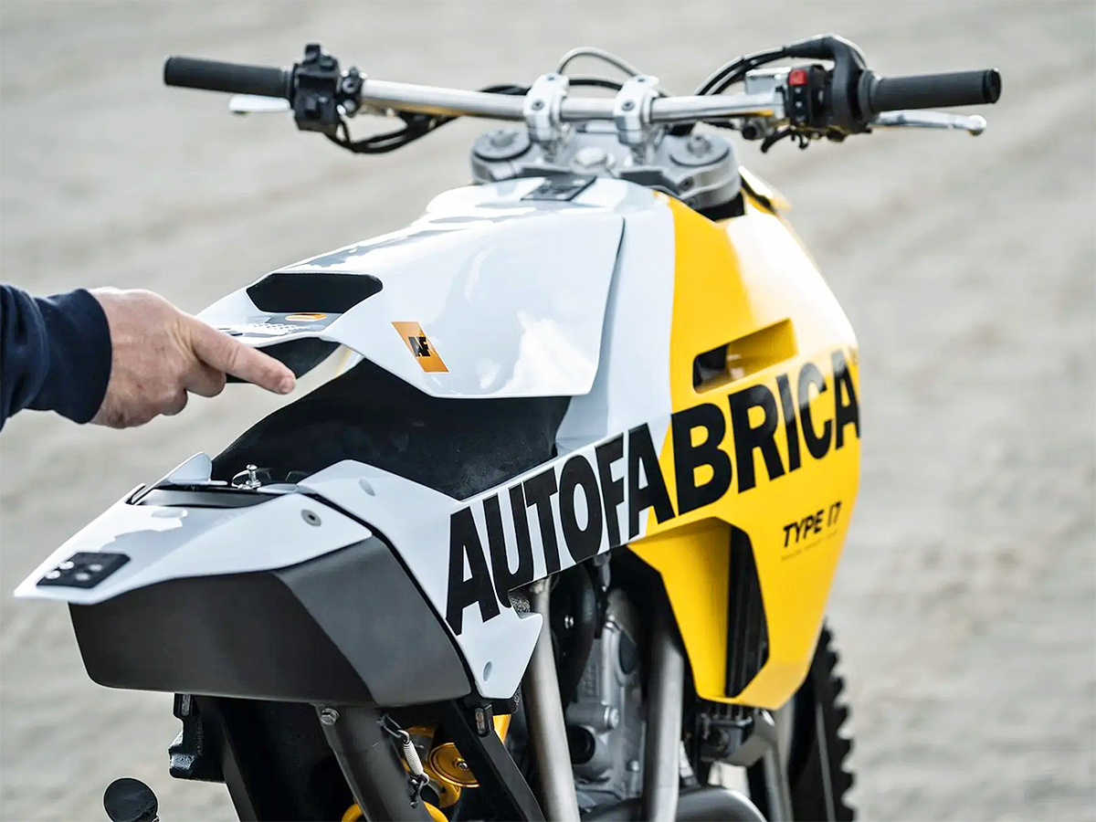 Bike_2.jpg 3