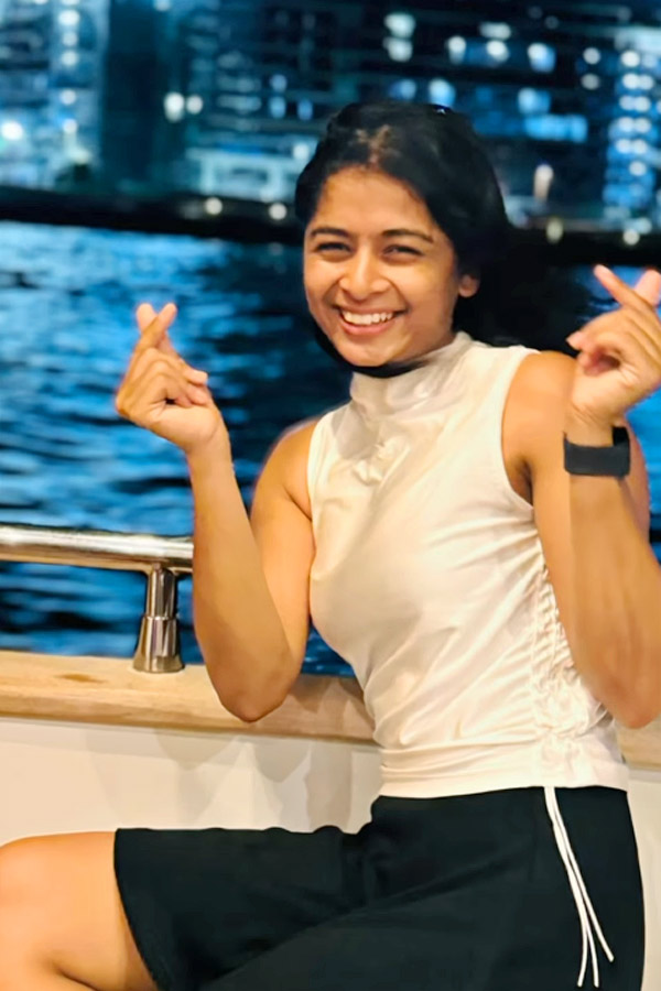 Shreyanka_20Patil_2C_20an_20Indian_20cricketer_2C_20has_20shared_20about_20love_20in_20a_20few_20ways_20Photos_20_282_29.jpg 3