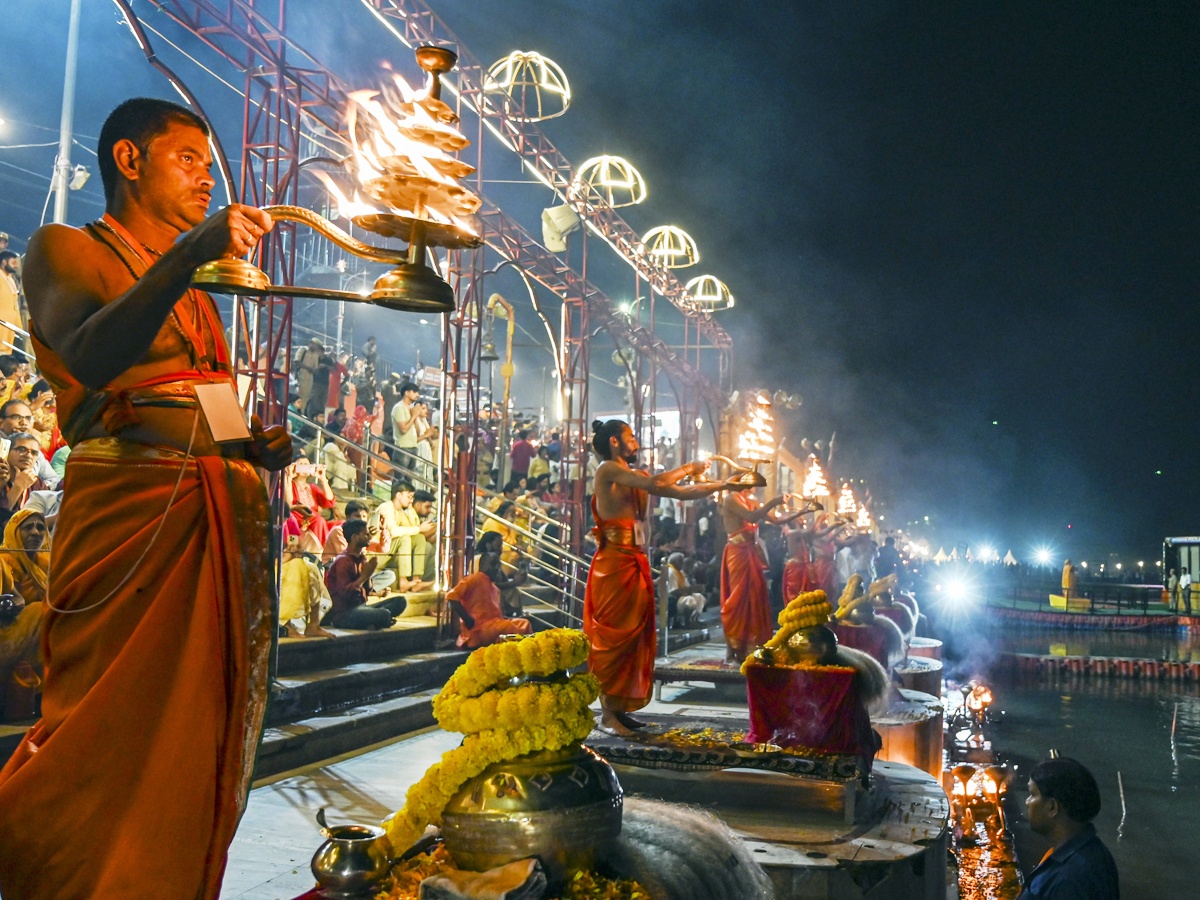 Ayodya_20diwali_20celebrations1.jpg 16