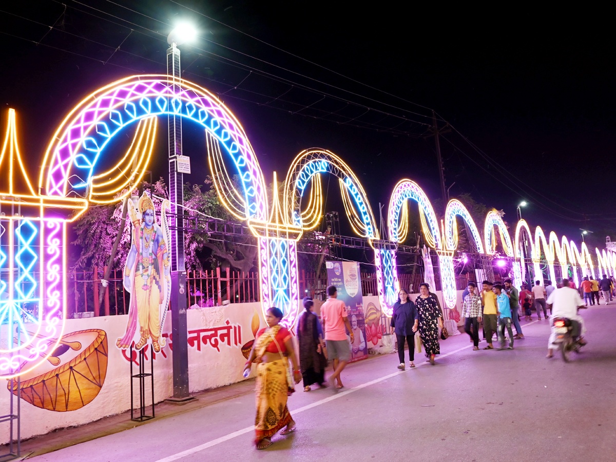 Ayodya_20diwali_20celebrations6.jpg 11