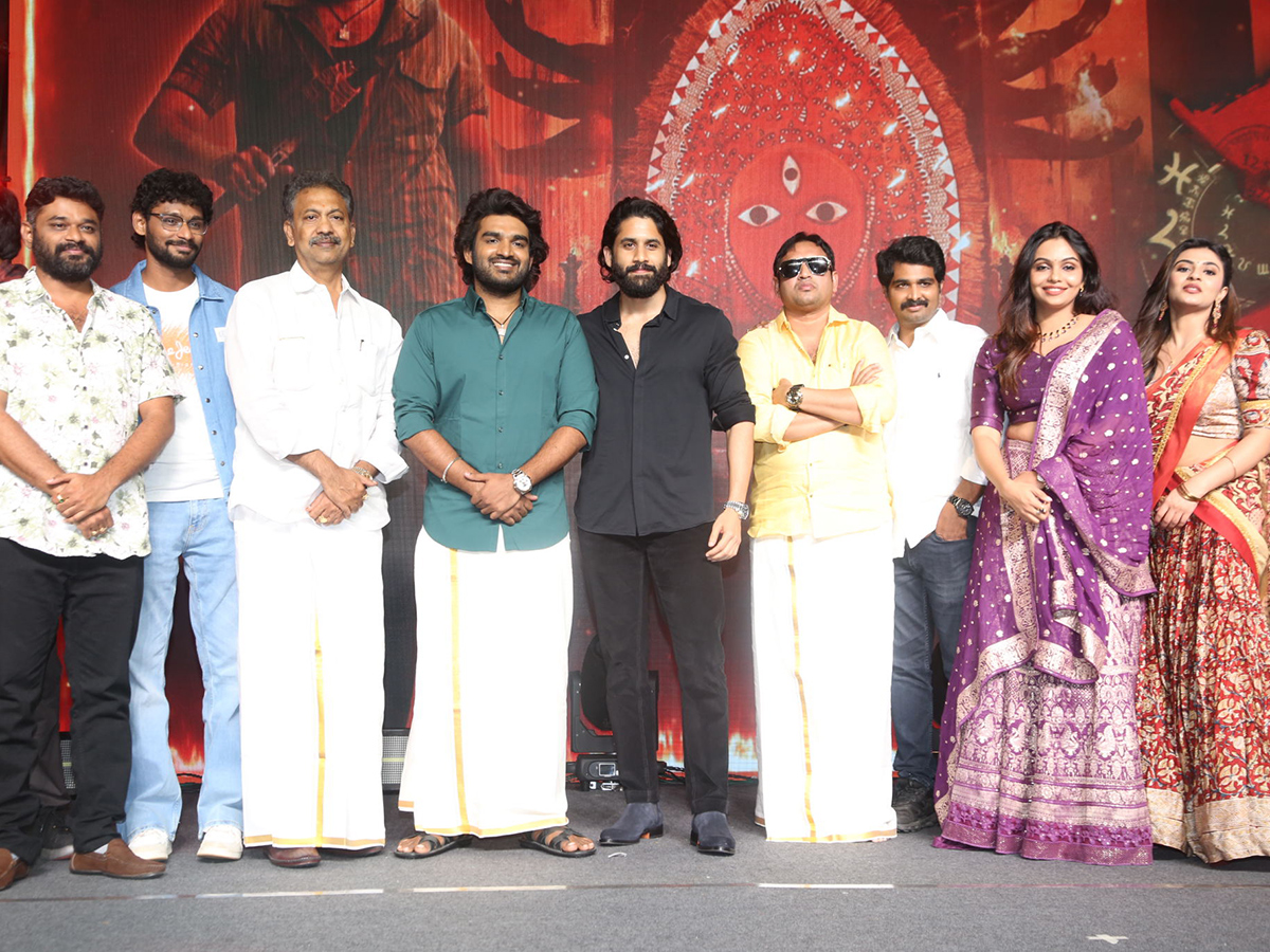 Kiran_20Abbavaram_20KA_20Pre_20Release_20Event_20HD_20Photos_12.jpg 12