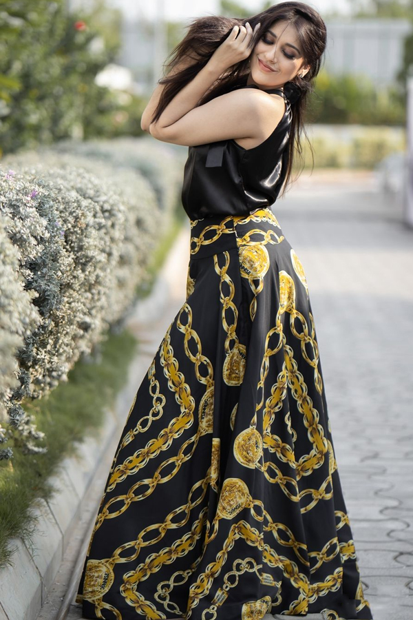 Rashmi-Gautam-5.jpg 6