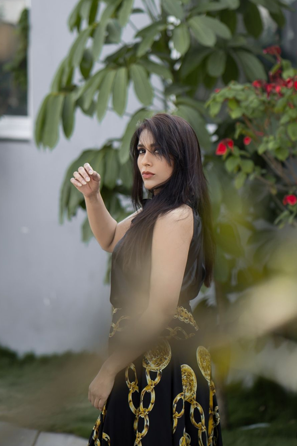 Rashmi-Gautam-6.jpg 7