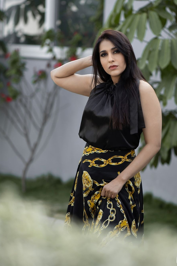 Rashmi-Gautam-7.jpg 8