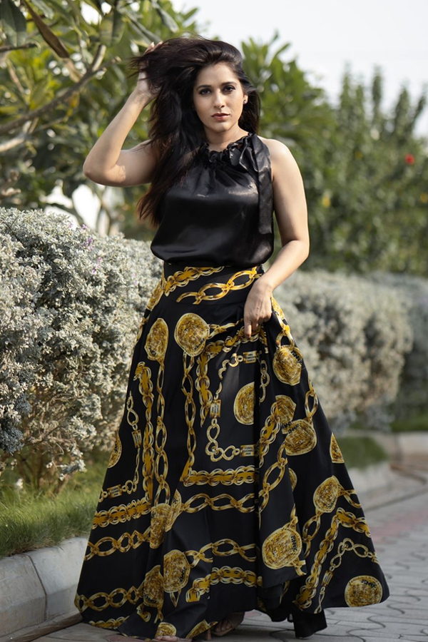 Rashmi-Gautam-9.jpg 10