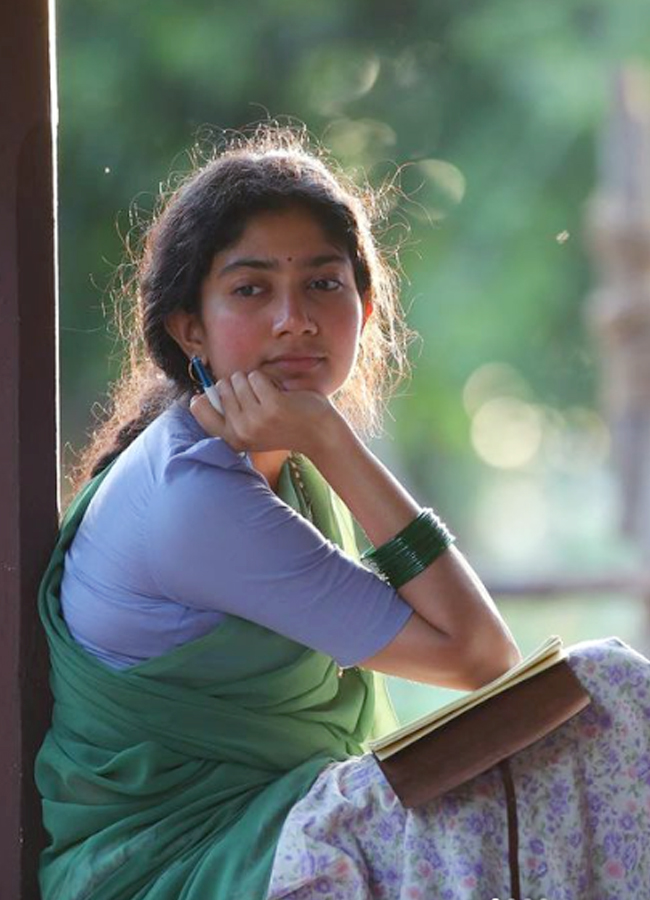Sai_20pallavi2_0.jpg 3
