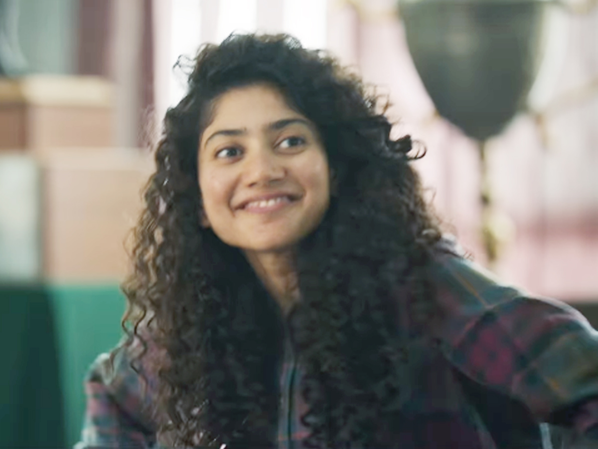 Sai_20pallavi4_0.jpg 5