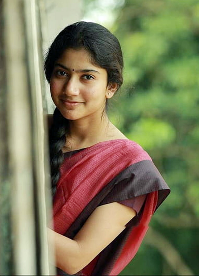 Sai_20pallavi7_0.jpg 8