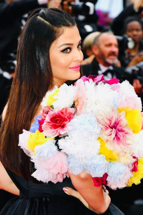 Aishwarya-Rai-Bachchan-8_0.jpg 9